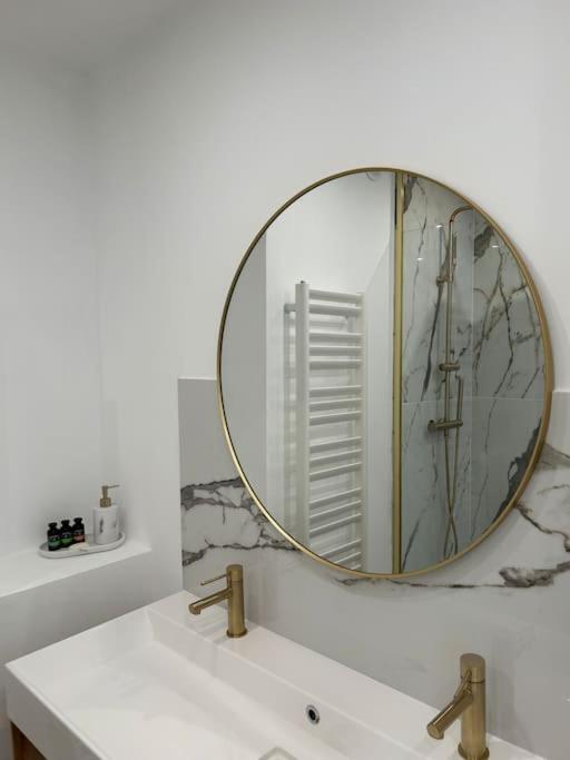 Appartement De Charme Hyper Centre 르망 외부 사진
